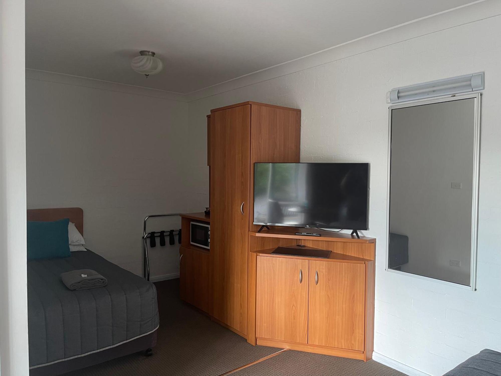 Westwood Motor Inn Armidale Dış mekan fotoğraf