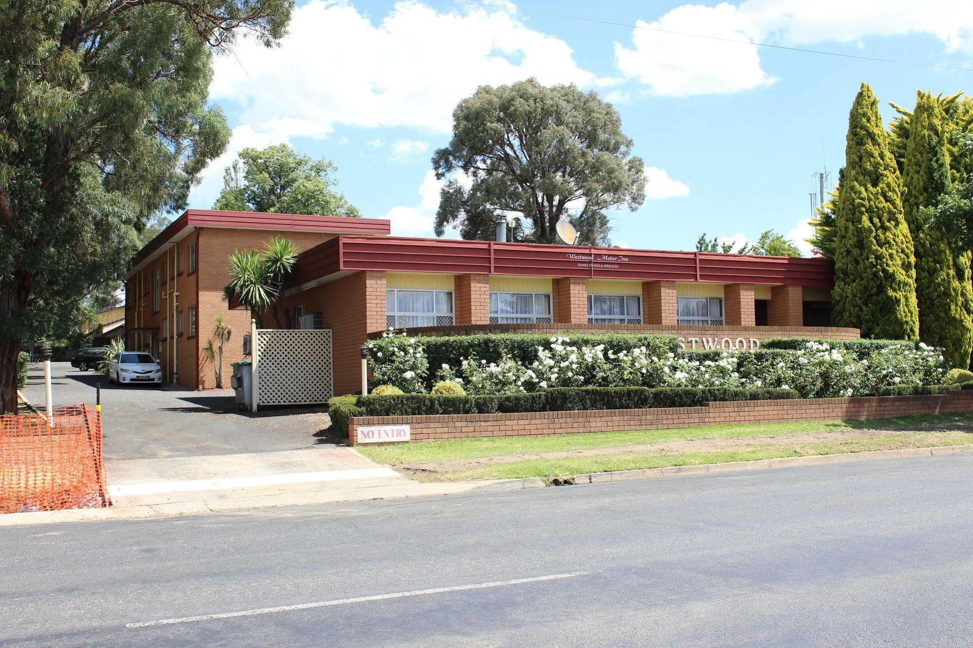 Westwood Motor Inn Armidale Dış mekan fotoğraf