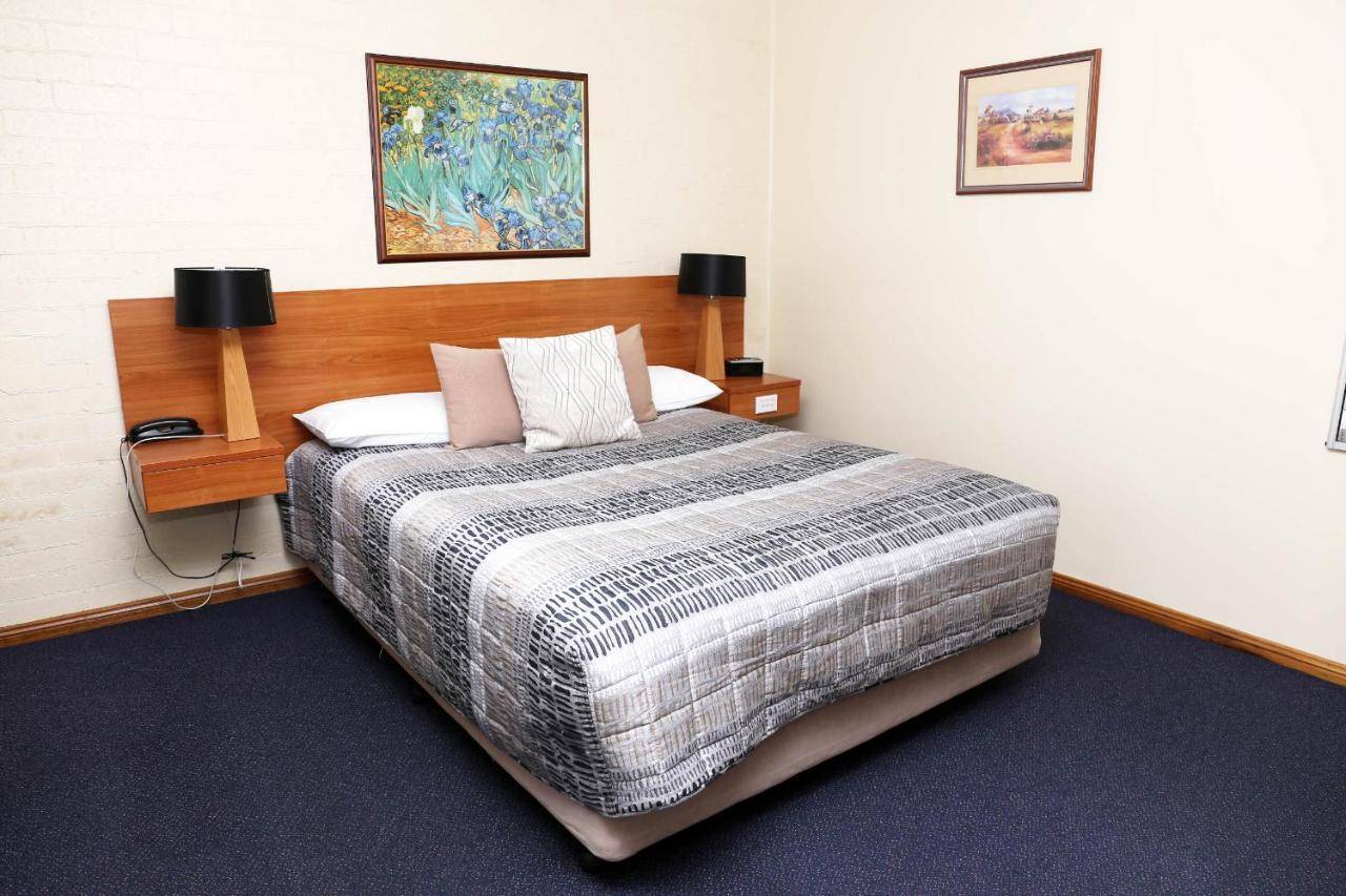 Westwood Motor Inn Armidale Dış mekan fotoğraf
